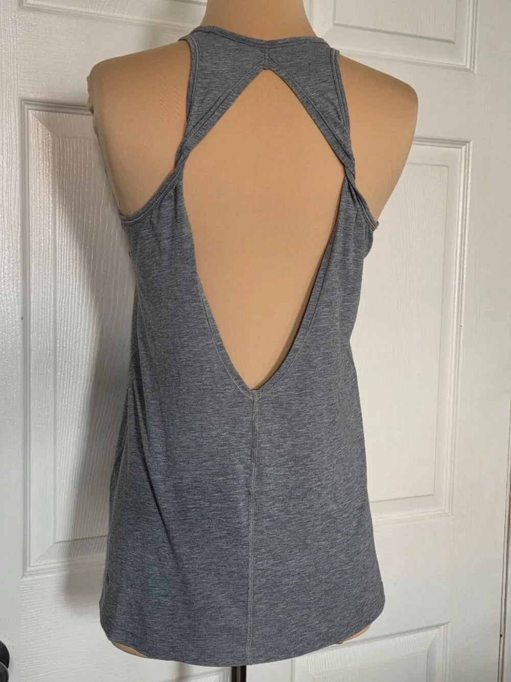 Lululemon Heather Gray Trapeze Twist Tank